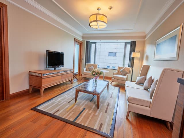 Family Suite Room Land View