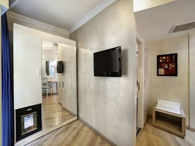 Economy Double or Twin Room