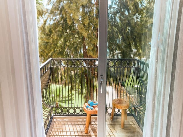 Standard Room (Mainbuilding, Large Sea Side)