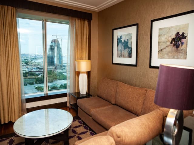 Suite, 1 King Bed, Club Lounge Access (Caspian Suite)