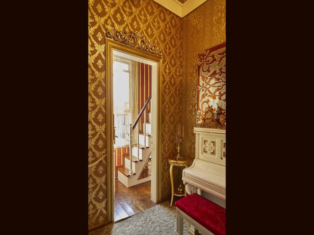 Family Quadruple Room, 2 Queen Beds
