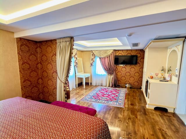 Royal Double Room