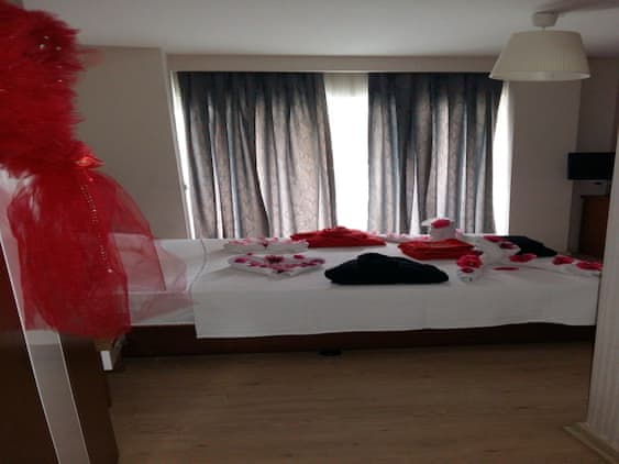 Standard Room, 1 Double or 2 Twin Beds