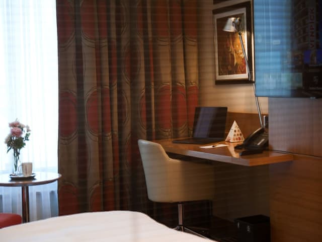 Superior Room, 1 King Bed