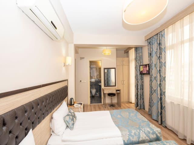 Delüks Çift Kişilik Oda