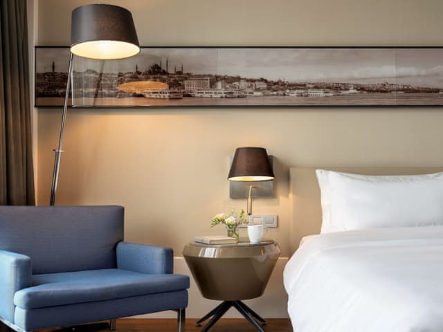 Superior Room (High Floor)