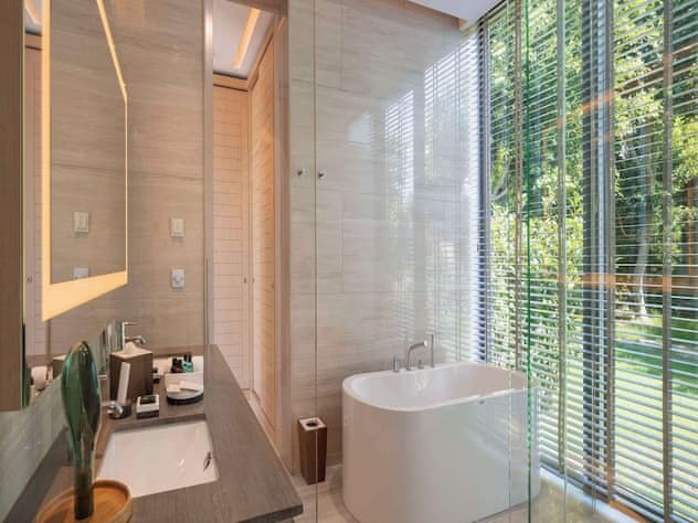 Deluxe Room, 1 King Bed, Terrace