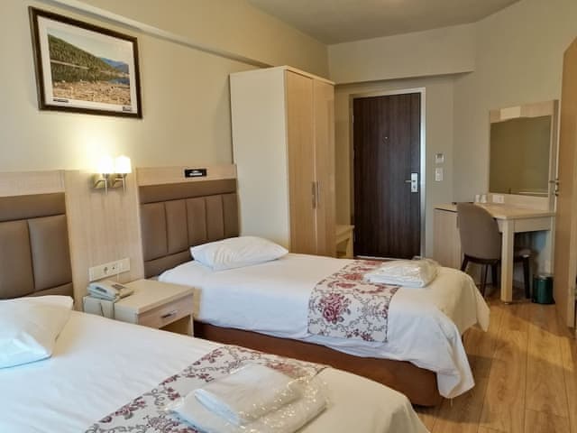 Standart İki Yataklı Oda