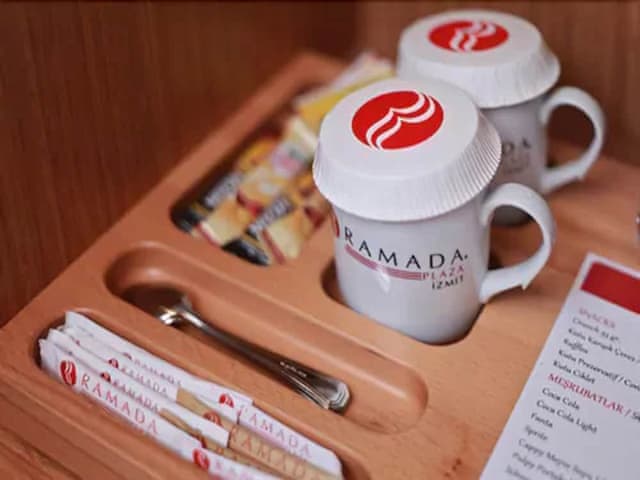 Superior Room, 1 King Bed, Smoking