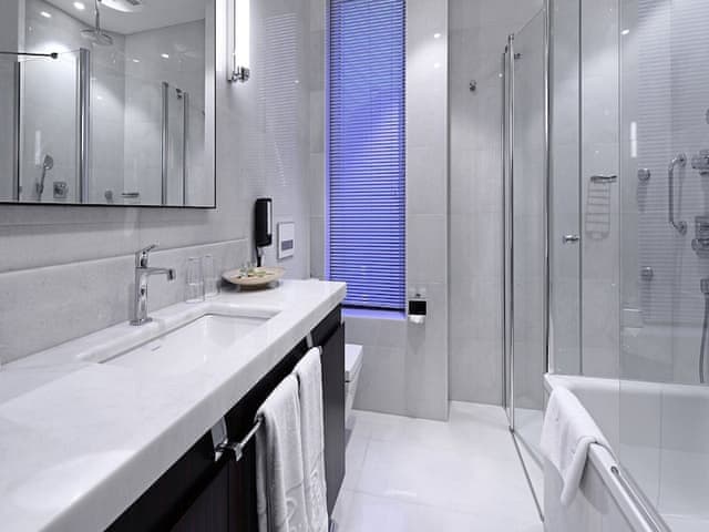 Standard Room, 1 King Bed, Smoking, City View