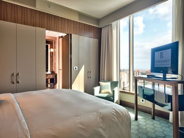 Club Room, 1 King Bed