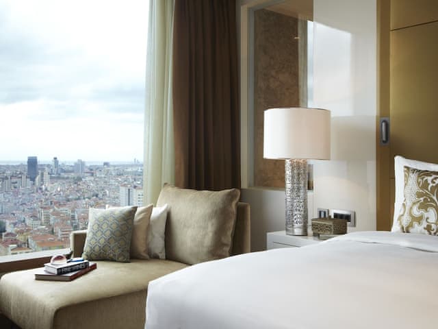 Club Room, 1 King Bed