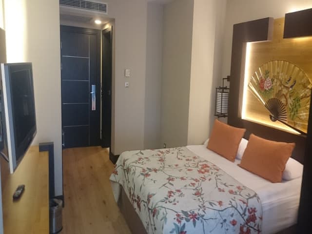 Economy Double or Twin Room (Standard)