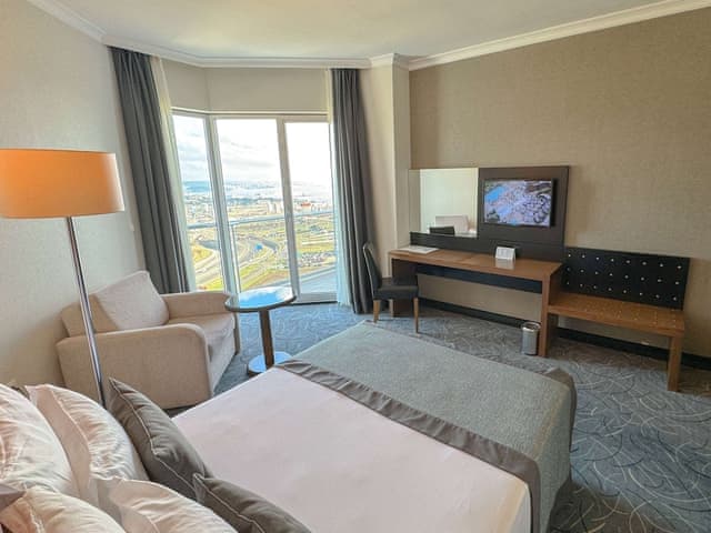 Family Room, Multiple Beds, Non Smoking (Sea and City View)