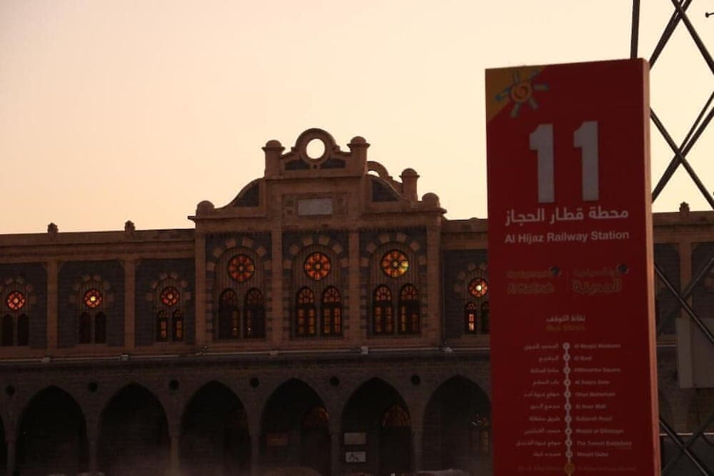 Al Alya Hotel Rooms and Suites