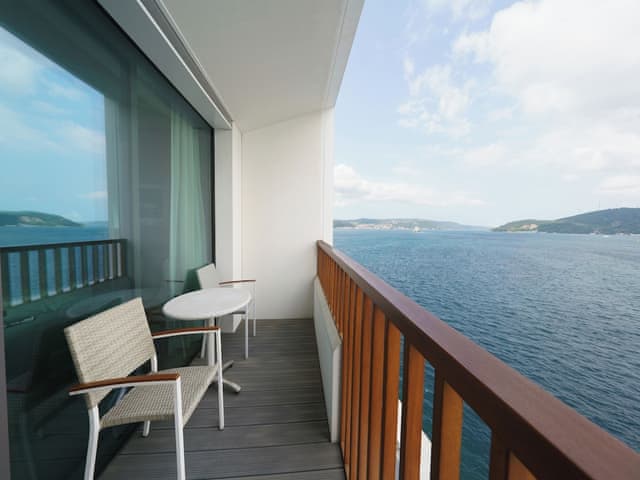 Deluxe Room Bosphorus View Twin