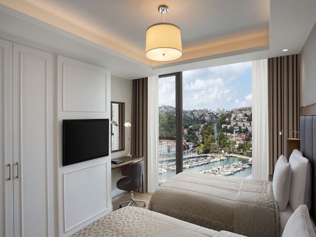 Room, 2 Bedrooms