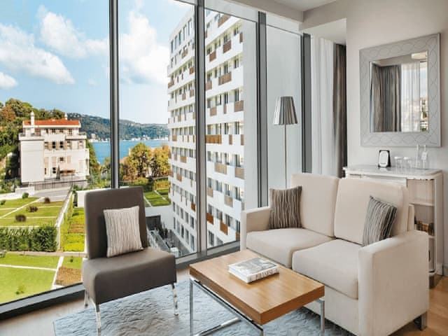 Signature Suite, Marina View