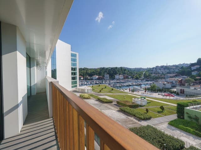 Signature Suite, Marina View