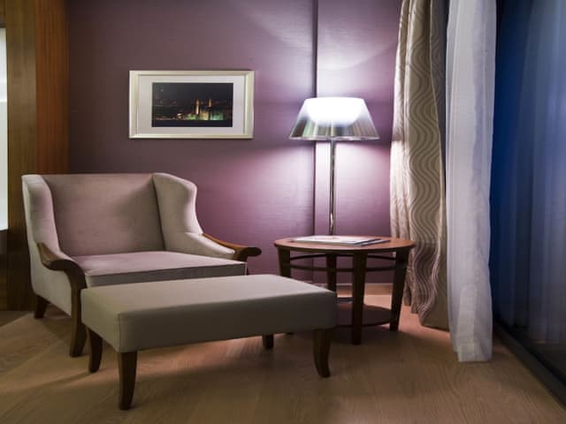 Deluxe Room, 1 King Bed, Garden View
