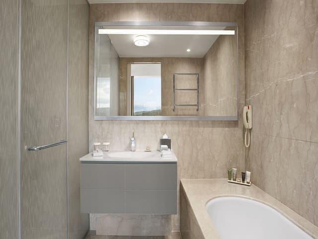 Room, 2 Bedrooms