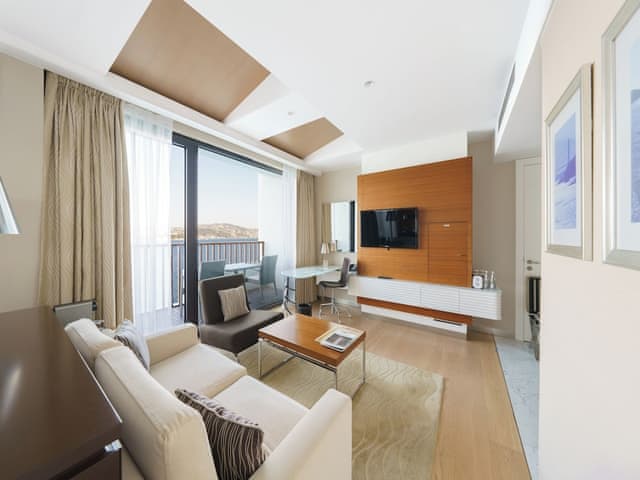 signature suite bopshorus view
