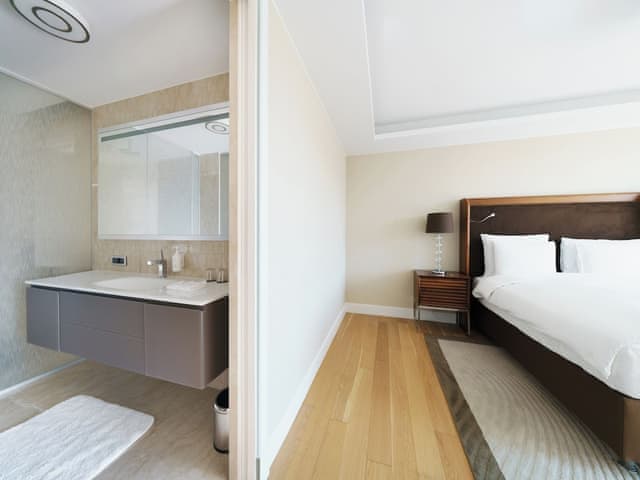Room, 1 Bedroom, Marina View