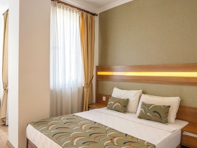 Standard Triple Room, Corner