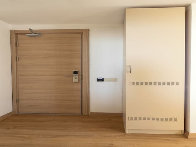 Standard Triple Room, Corner