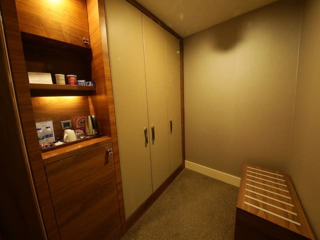 Junior Suite, Partial Sea View