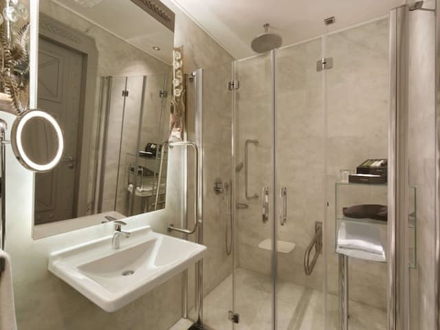 Room, 1 King Bed, Accessible, City View