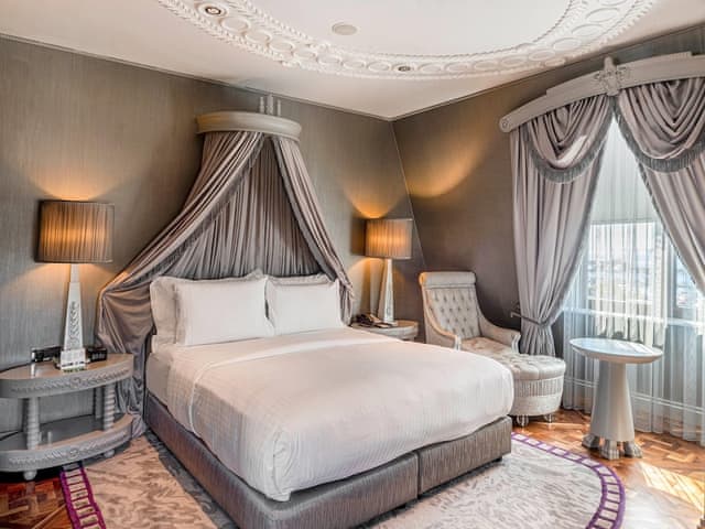 Executive Suite, 1 King Bed, Sea View (Club Acess)