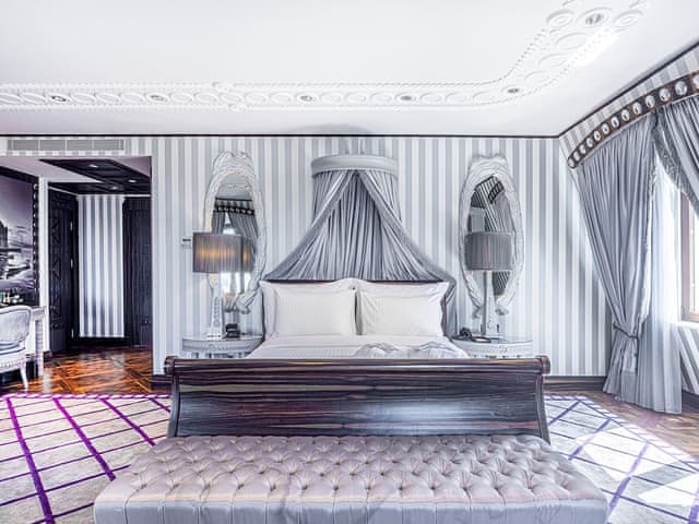 Presidential Suite, 1 King Bed, Hot Tub (Sauna)