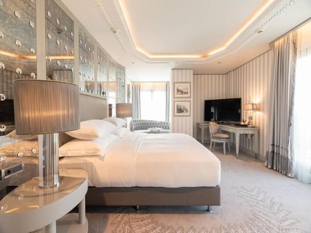 Room, 1 King Bed, Sea View, Corner