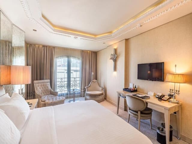 Room, 1 King Bed, Accessible, City View