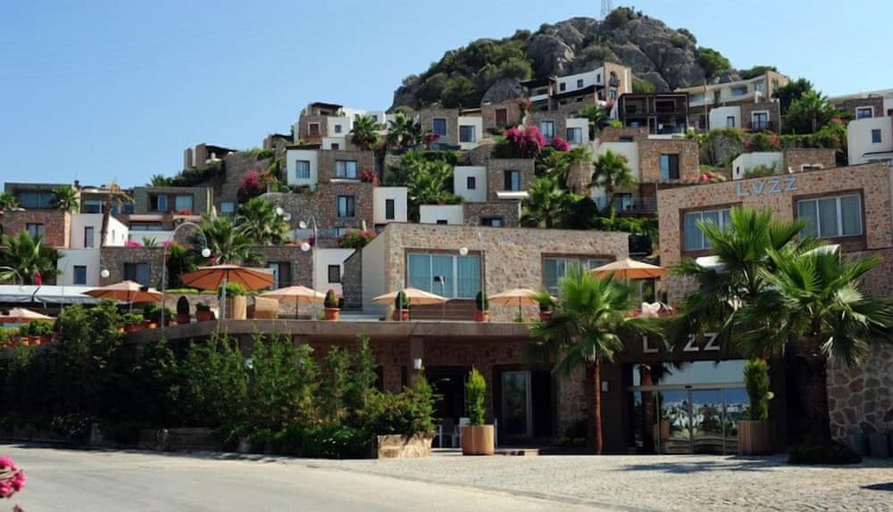 LVZZ Hotel - Boutique Class