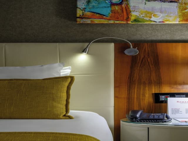 4 Single Beds, Economic Family Suite, Non-Smoking