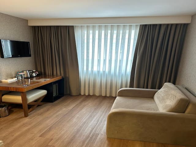 Family Room, 1 King Bed with Sofa bed, Non Smoking