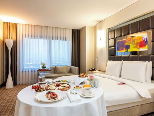 Executive Suite, 1 King Bed, Non Smoking