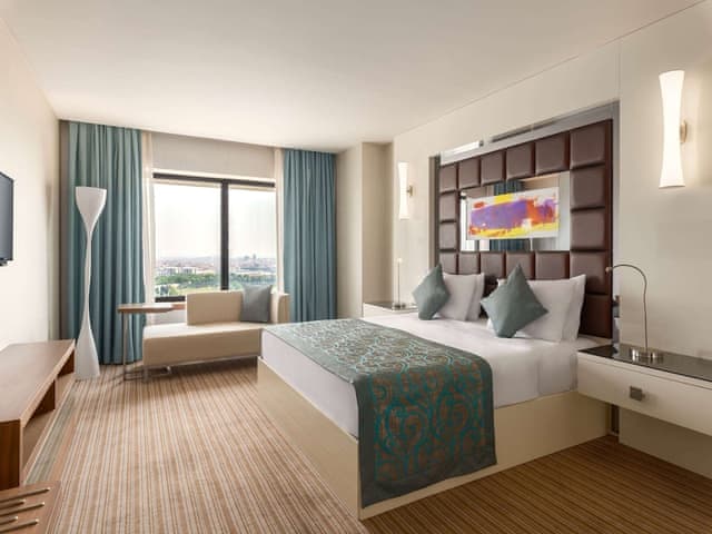 Executive Suite, 1 King Bed, Non Smoking