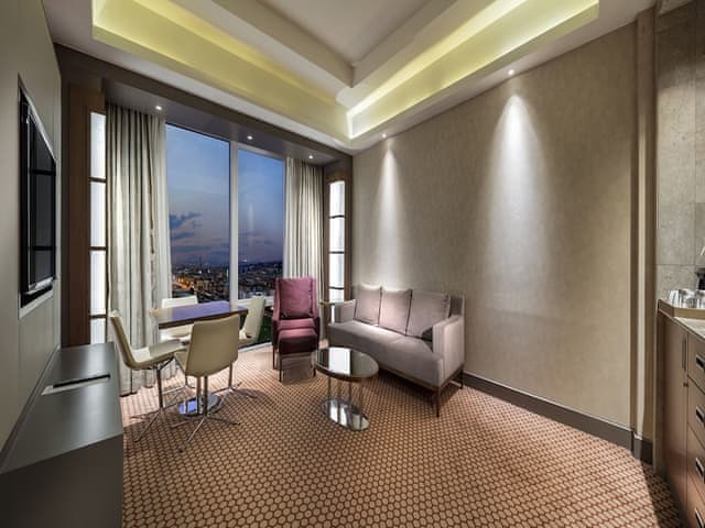 Executive Suite, 1 Bedroom, City View