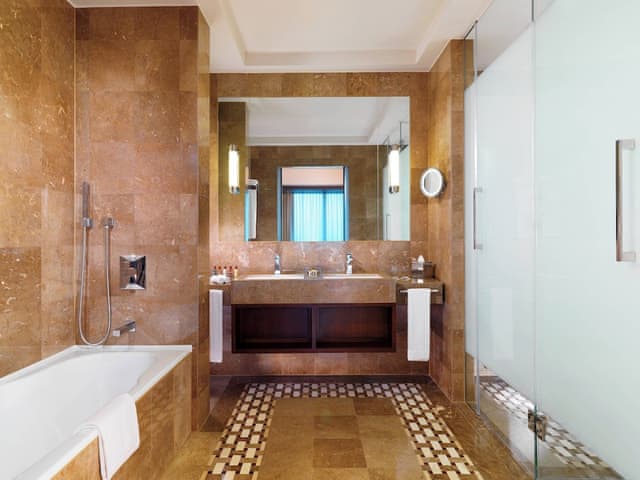 Executive Suite, 1 Bedroom, City View