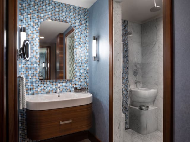 Deluxe Room, 2 Twin Beds, City View