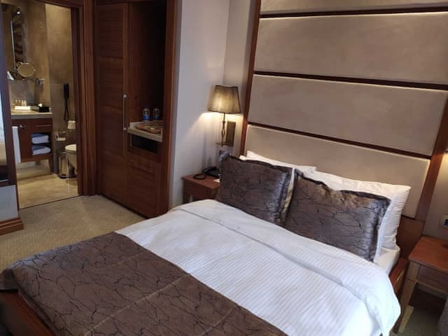 Standard Room, 1 Double Bed, Non Smoking, City View