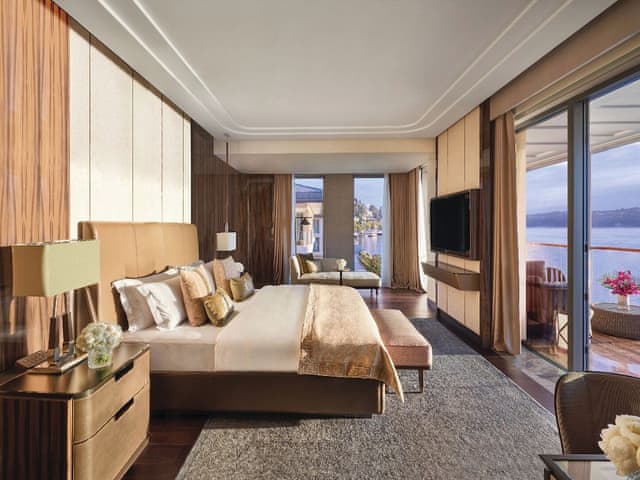 One Bedroom Bosphorus Suite