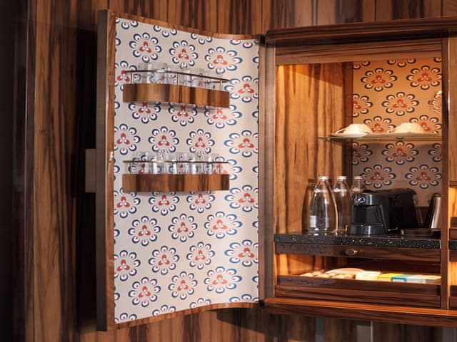 Deluxe Room, 1 King Bed