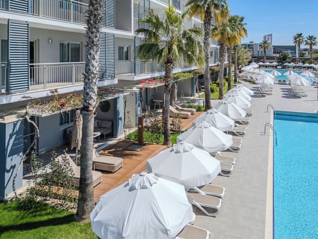 Delüks Süit Rahat Bahçe Teraslı