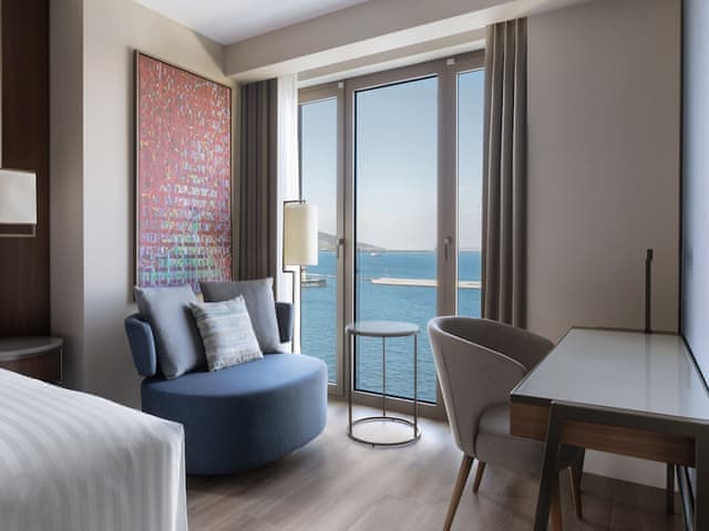 Standard Room, 1 King Bed, Sea View