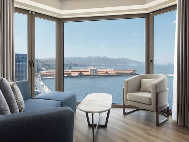 Junior Suite, 1 Double Bed, Sea View