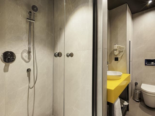 Double Room, 1 Double Bed